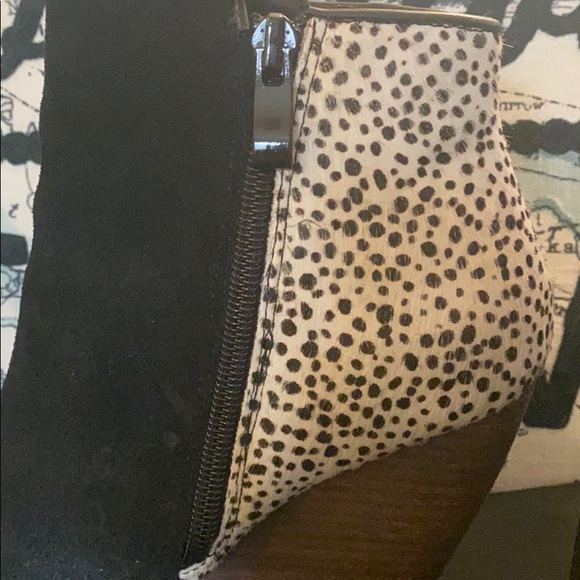 Black heeled booties with black multi color 🎊 - Picture 5 of 5